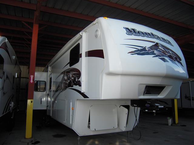 Used 2009 Keystone Montana 3400RL Fifth Wheel For Sale